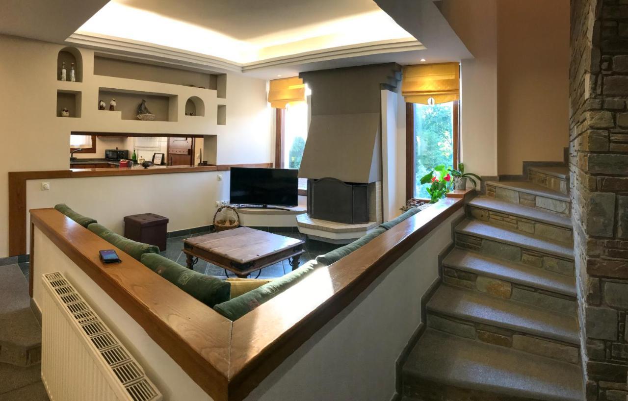 Mountain Breeze Sanctuary Villa Волос Екстериор снимка