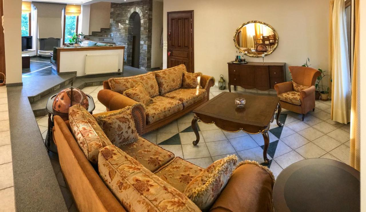Mountain Breeze Sanctuary Villa Волос Екстериор снимка