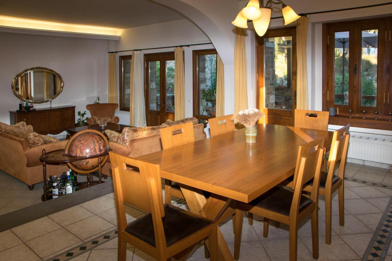 Mountain Breeze Sanctuary Villa Волос Екстериор снимка